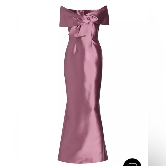 Catherine Regehr off the shoulder silk-wool gown - Picture 2 of 2